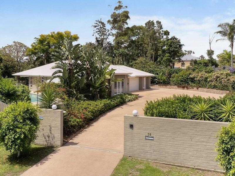 38 Aringa Crescent, Karana Downs QLD 4306